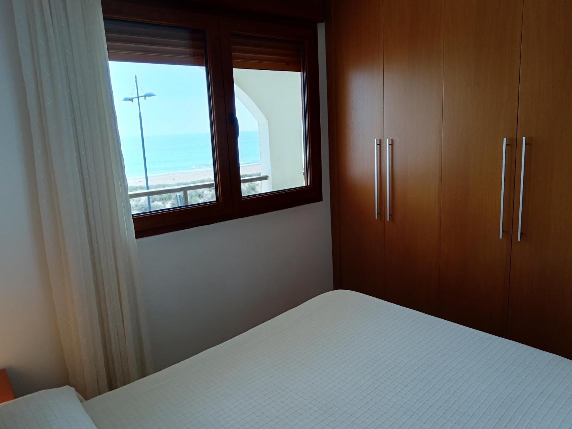 Primera Linea De Playa, Ada Benedicto Xiii, Aire Acondicionado, Wifi, Parking Peñíscola Pokoj fotografie